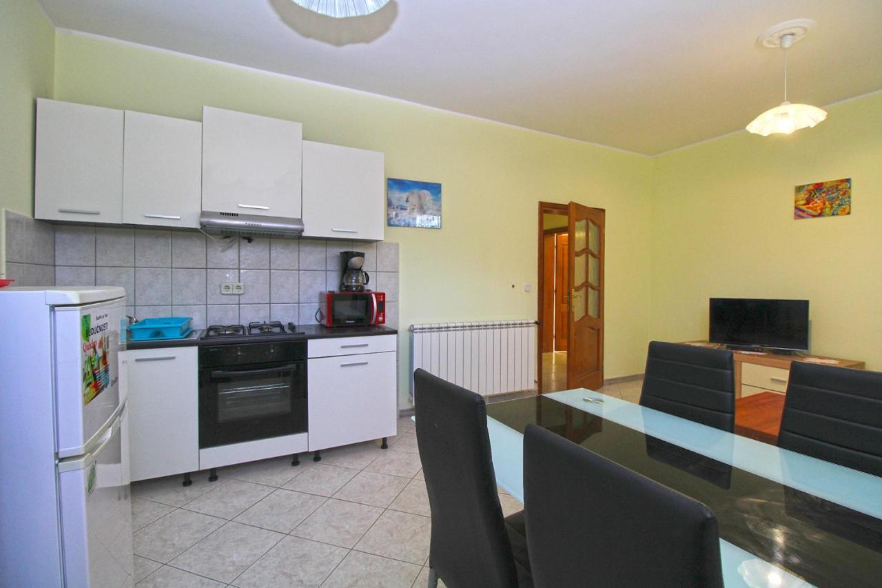 Apartments Veroslava 2159 Pula Exteriér fotografie